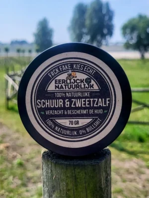 Schuur & Zweet Zalf op paal weide_converted