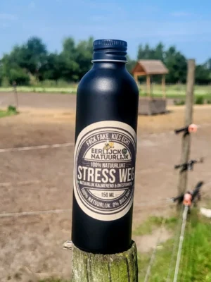 Stress Weg Spray op paal weide