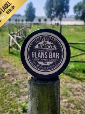 Tallow Glans Spray op paal in weide