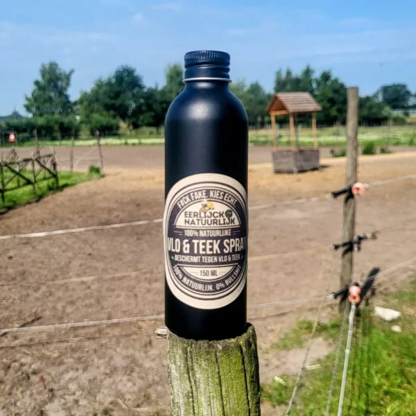 vlo & teken Spray op paal weide vlo & teken Spray op paal weide